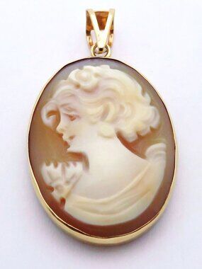 M&M Scognamiglio 14K Gold Italy Reversible Shell Cameo Pendant, Portrait/Flowers